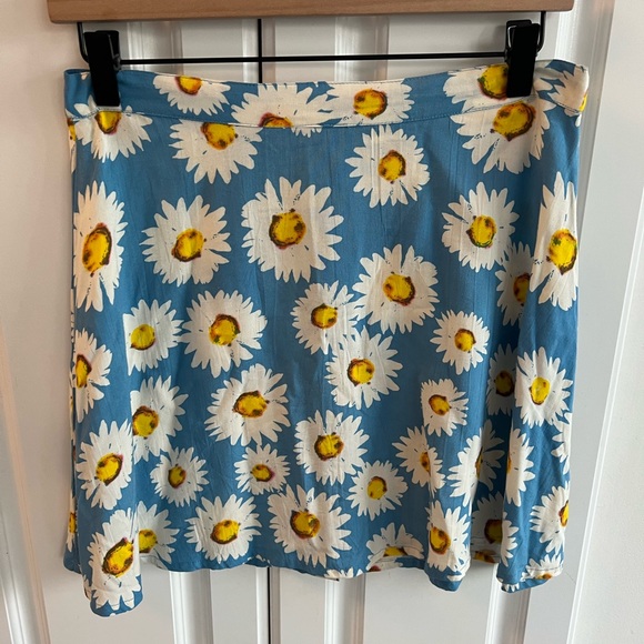 Motel Mini Skirt Women’s size Small - Picture 5 of 9